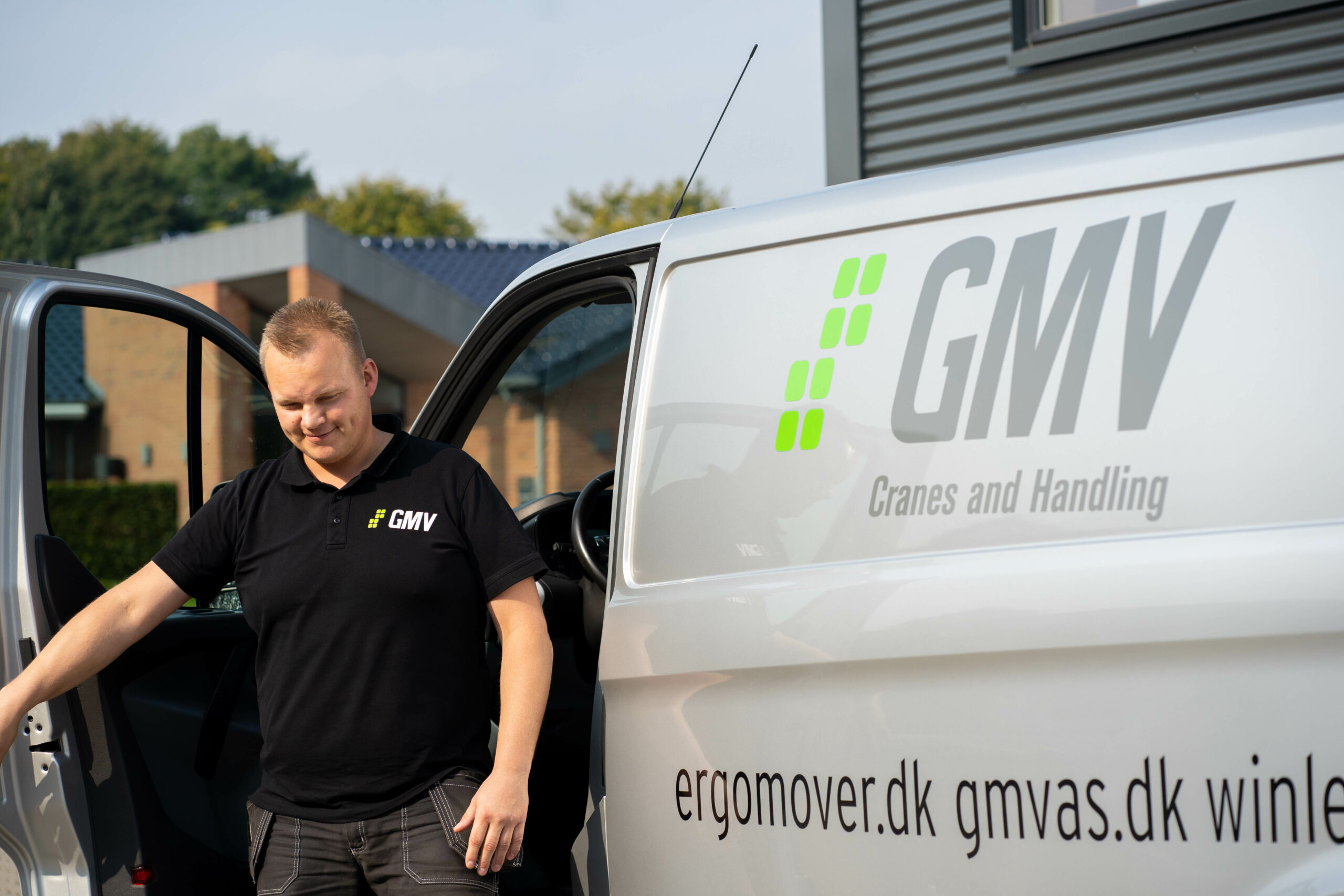 Service_GMV