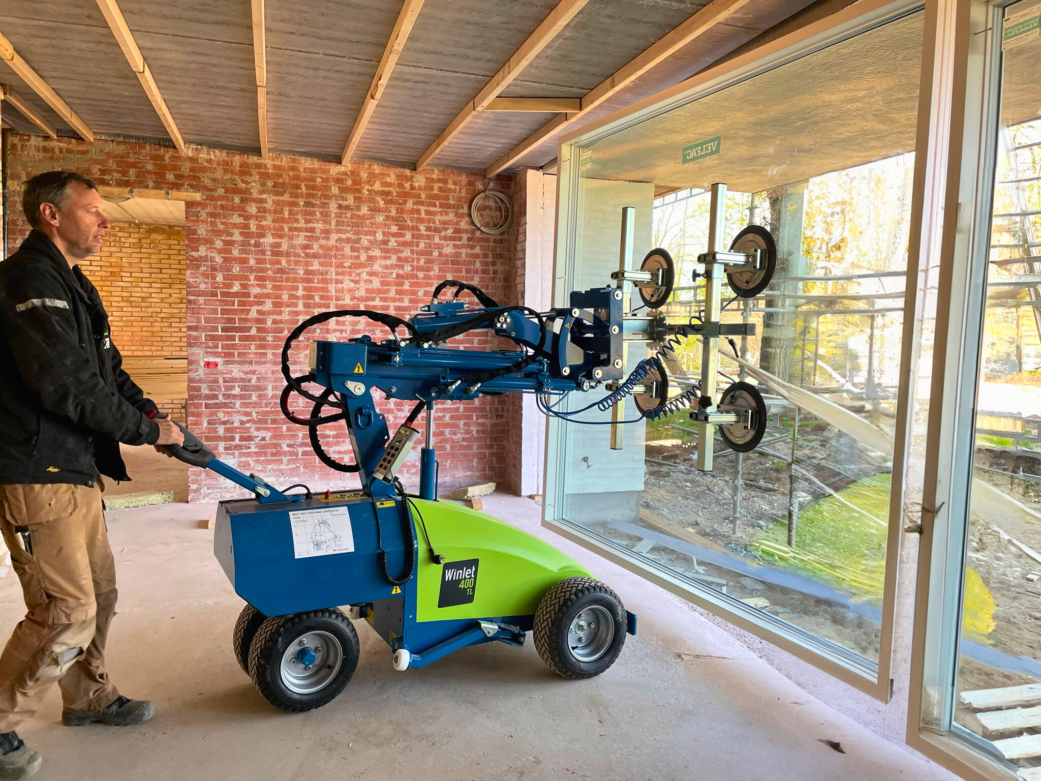 Mounting windows with Winlet