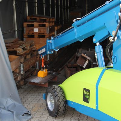 Lasius 1t Pick & Carry Crane