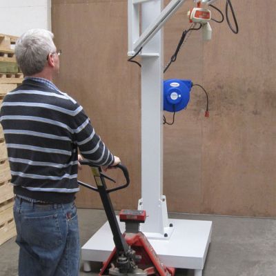 Flytbar kn&aelig;karmskran