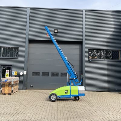 Max lifting height 4,240 mm